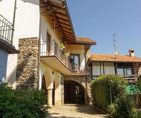 Casa Patrone Konukevi Nebbiuno